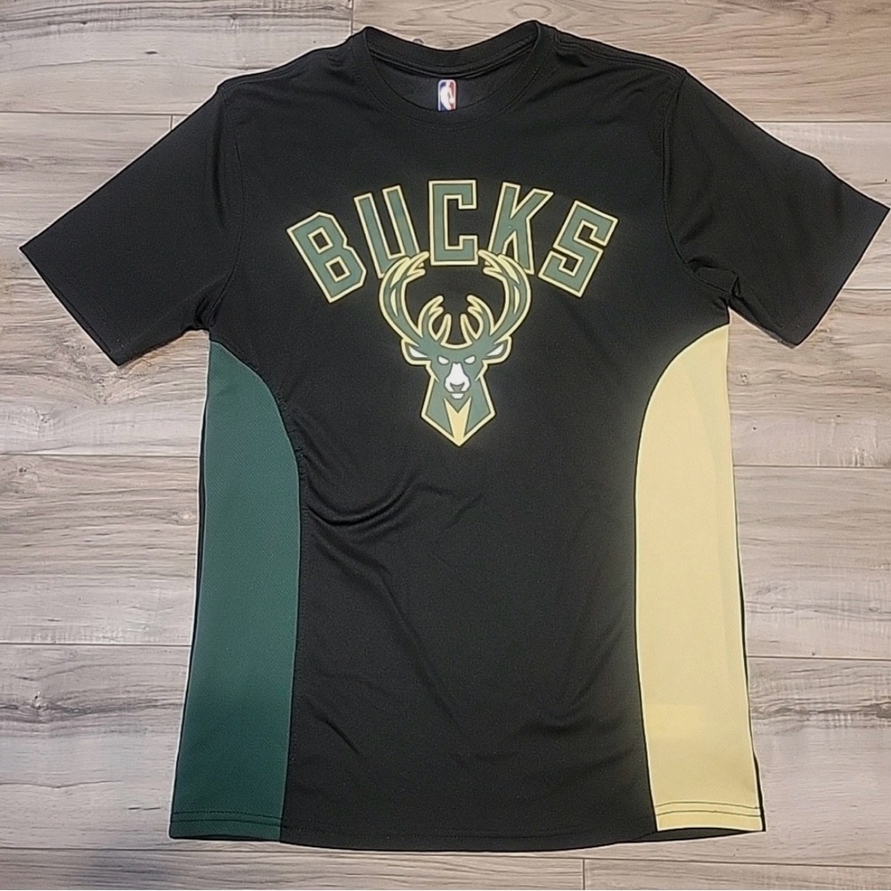 NBA Milwaukee Bucks Giannis Antetokounmpo #34 Men’s T-Shirt